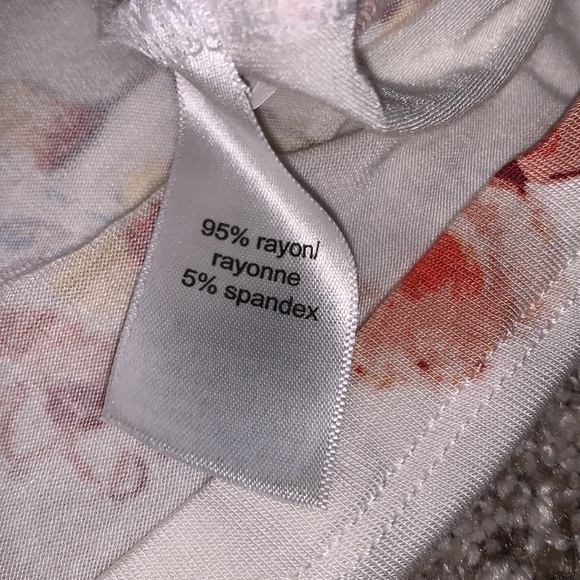 Maurice’s Top - Picture 4 of 5